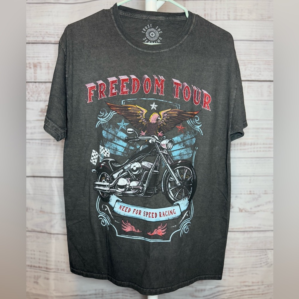 Freedom Tour Graphic Tee - Black